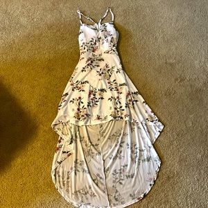 No boundaries large backless high low floral causal dress